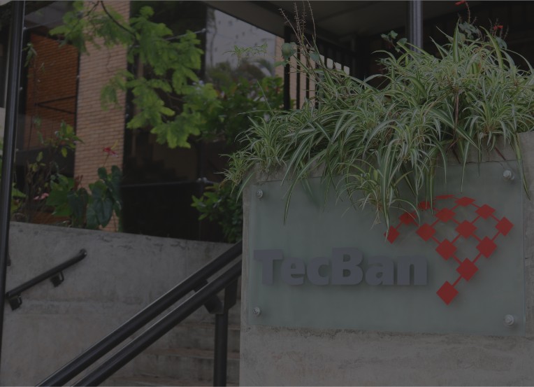 Fachada TecBan